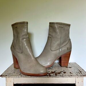 Womens Frye Paulina Artisan Zip Bone Ankle Boots